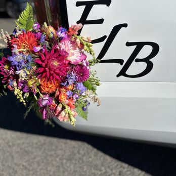 Exquisite Limo Bend - Limos Near Me Exquisite Limo Bend - Limos Near Me