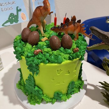Little Ms Cakes - a dinosaur birthday cake - Custom Cakes Near Me - Rialto, California Little Ms Cakes - a dinosaur birthday cake - Custom Cakes Near Me - Rialto, California