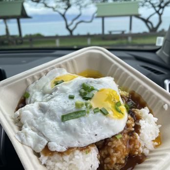 808 Grindz Cafe - Cafes Near Me - Lahaina, Hawaii