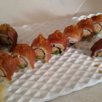 Minami - Red Wave roll (middle)
Minami roll (outside) - Japanese Near Me - Vancouver, British Columbia Minami - Red Wave roll (middle)
Minami roll (outside) - Japanese Near Me - Vancouver, British Columbia