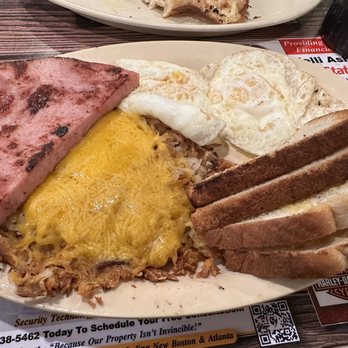 Texas Chuck Wagon - 2 Egg Special - American Near Me - Nash, Texas