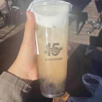Presotea - White Peach Oolong Tea (half sweet, regular ice) - Bubble Tea Near Me - Anaheim, California