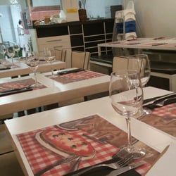Pizzeria la Porchetta - Interior comedor.
