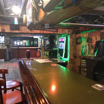 Gaspar's Patio Bar & Grille - Jukebox and karaoke station! - Karaoke Near Me - Temple Terrace, Florida