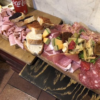 Cantina dei Papi - Mixed platter - Wine Bars Near Me - Rome, RM Cantina dei Papi - Mixed platter - Wine Bars Near Me - Rome, RM