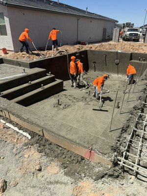 The Process - Here at Holiday Custom Pools we're committed to building your dream backyard. From start to finish our team ensures professional, high quality work that will help make your dream a reality. Give us a call to start transforming your backyard.