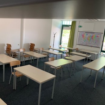 Studio MONDIALE, Sprachenschule - Klassenraum - Language Schools Near Me - Darmstadt, HE Studio MONDIALE, Sprachenschule - Klassenraum - Language Schools Near Me - Darmstadt, HE