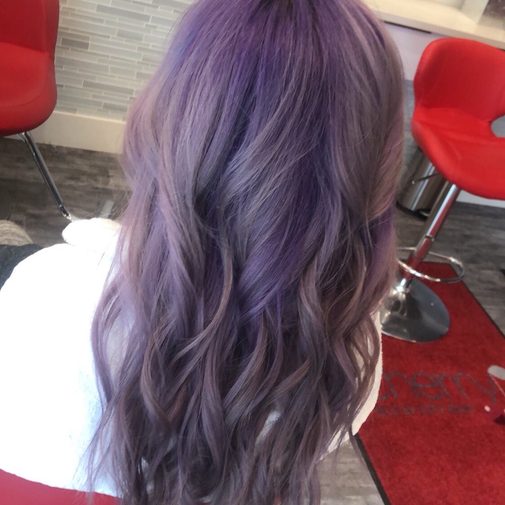 Caliente Salon - This was a reference picture I showed to the person doing my blowout, and it's what I usually get when I go to salons for blowouts - Nail Salons Near Me - Boise, Idaho