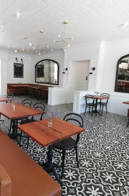 Paragary's Midtown Restaurant - Bistro Tile Installation for Restaurant