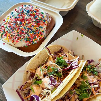 DV8 Kitchen - General Tso Tacos, Birthday Cinnamon Rolls - Cream Cheese - Bakeries Near Me - Lexington, Kentucky