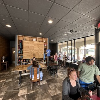 Makwa Coffee - Inside - Coffee & Tea Near Me - Roseville, Minnesota Makwa Coffee - Inside - Coffee & Tea Near Me - Roseville, Minnesota