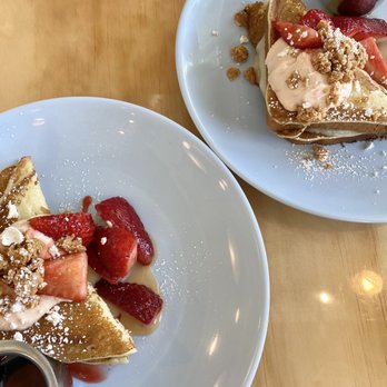 Toast Kitchen & Bakery - PB & J french toast - Breakfast & Brunch Near Me - Tustin, California