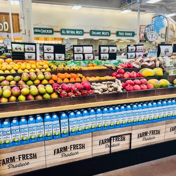 Sprouts Farmers Market - Neat and organized - Grocery Near Me - Houston, Texas Sprouts Farmers Market - Neat and organized - Grocery Near Me - Houston, Texas