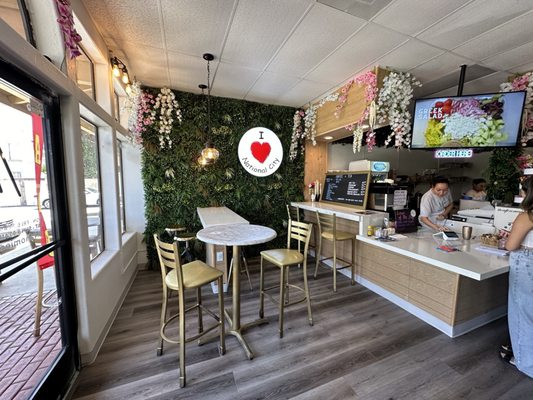 8th street Deli by null