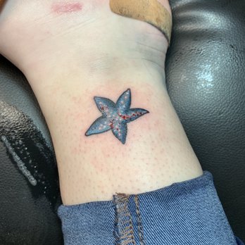 Blu Gorilla Tattoo - Left inside ankle - Tattoo Near Me - Charleston, South Carolina Blu Gorilla Tattoo - Left inside ankle - Tattoo Near Me - Charleston, South Carolina