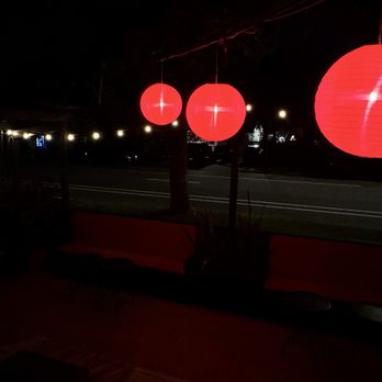 In Between Days - Cocktail Bars Near Me - St. Petersburg, Florida