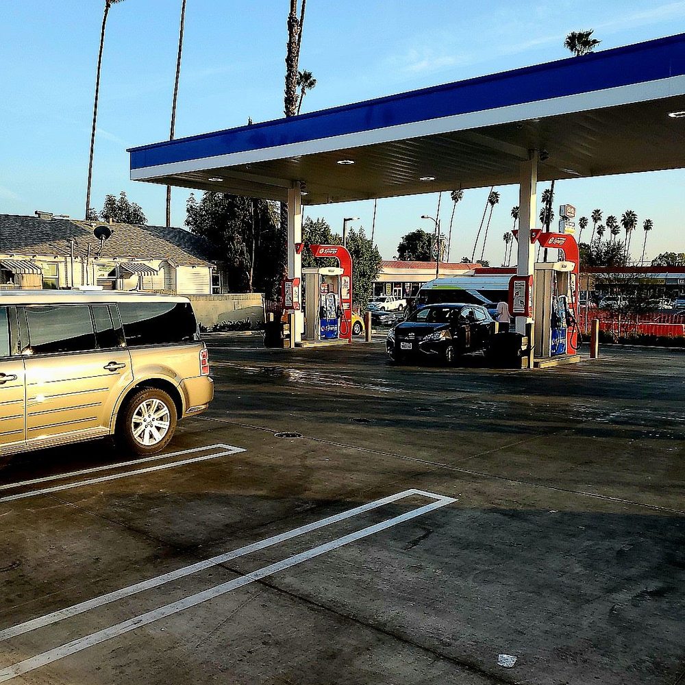 Mobil - Is Ian easy out gas fill - Gas Stations Near Me - Pasadena, California Mobil - Is Ian easy out gas fill - Gas Stations Near Me - Pasadena, California