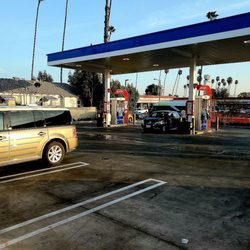 Mobil - Is Ian easy out gas fill