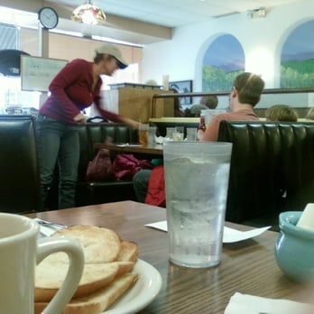 Janie's Cafe - Inside Janie's - Breakfast & Brunch Near Me - Longmont, Colorado Janie's Cafe - Inside Janie's - Breakfast & Brunch Near Me - Longmont, Colorado