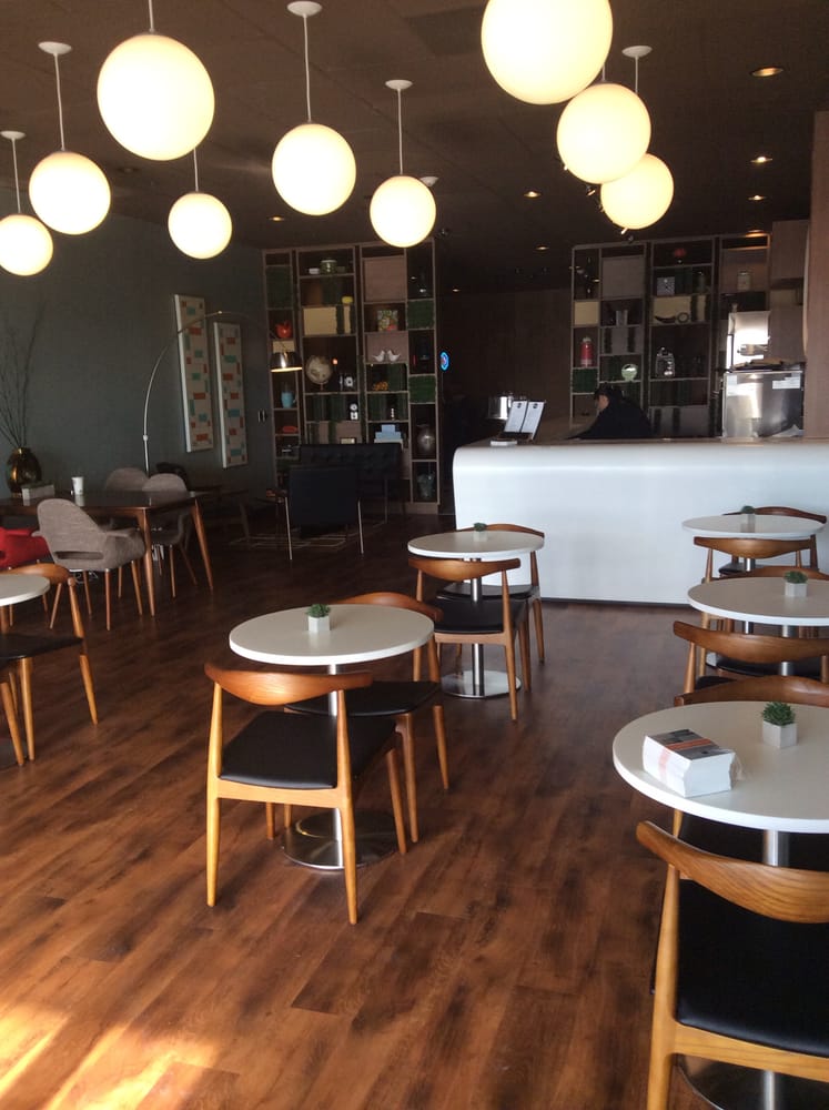 STELLA’S PLACE Updated September 2024 12 Photos 1171A N