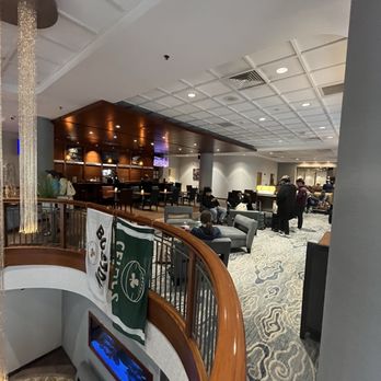 DoubleTree by Hilton Hotel Boston - Downtown - Great bar - Hotels Near Me - Boston, Massachusetts DoubleTree by Hilton Hotel Boston - Downtown - Great bar - Hotels Near Me - Boston, Massachusetts