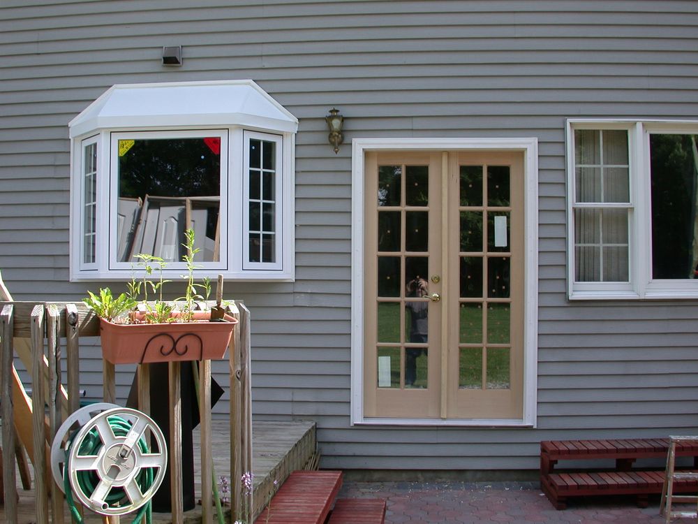 TOP CUT CONSTRUCTION Updated August 2024 644 E Lexington St