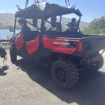 Chelan Lookout - Shuttle buggy - Vacation Rentals Near Me - Chelan, Washington Chelan Lookout - Shuttle buggy - Vacation Rentals Near Me - Chelan, Washington