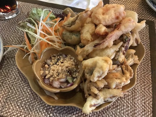 Rüen Thong Thai Restaurant by null