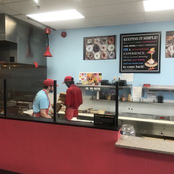 Duck Donuts - Working hard for the donuts - Donuts Near Me - Fairfax, Virginia Duck Donuts - Working hard for the donuts - Donuts Near Me - Fairfax, Virginia