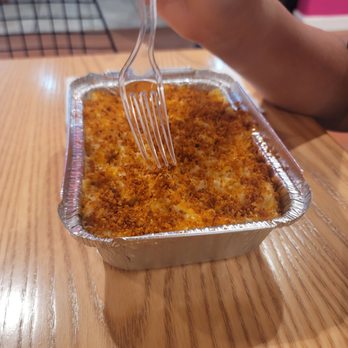 Mac Santa Fe - Medium sized Mac N Cheese - the server said it could feed 2. - Sandwiches Near Me - Santa Fe, New Mexico