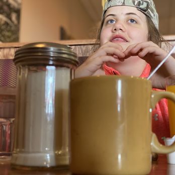 Mountain Home Cafe - American Near Me - Estes Park, Colorado