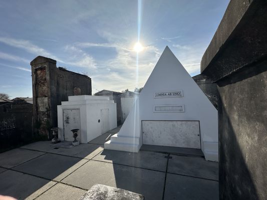 St. Louis Cemetery No. 1 by null