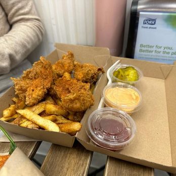 Chefhyve - Fish & Chips Near Me - Vancouver, British Columbia Chefhyve - Fish & Chips Near Me - Vancouver, British Columbia