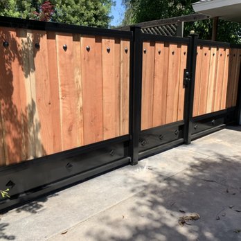 1. Top Choice Fencing