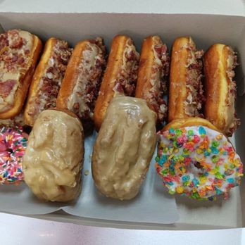 Sweet Dozen - What we ordered - Donuts Near Me - Sacramento, California Sweet Dozen - What we ordered - Donuts Near Me - Sacramento, California