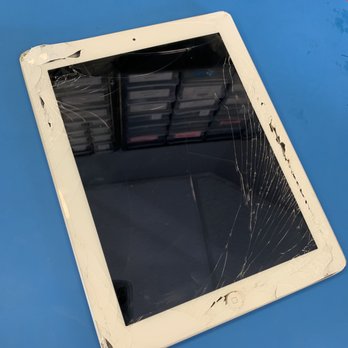 CellRepair- Mobile Service - Ipad 4 Cracked screen done same day or with mobile service! - Mobile Phone Repair Near Me CellRepair- Mobile Service - Ipad 4 Cracked screen done same day or with mobile service! - Mobile Phone Repair Near Me