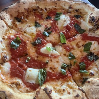 Oak Oven - Margherita Pizza - Pizza Near Me - Harahan, Louisiana