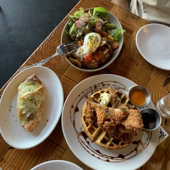 Le Coin - Seafood Near Me - Seattle, Washington