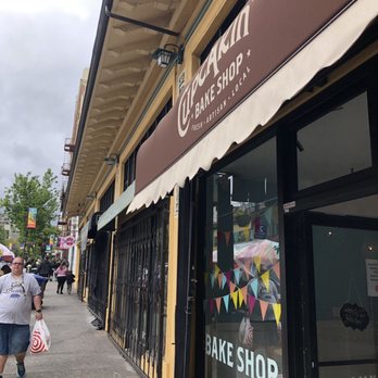 Cupcakin' Bake Shop - Bakeries Near Me - Berkeley, California
