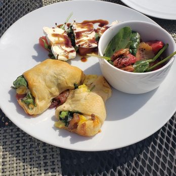 Wills Creek Vineyards - Egg croissant brunch! - Wineries Near Me - Attalla, Alabama Wills Creek Vineyards - Egg croissant brunch! - Wineries Near Me - Attalla, Alabama