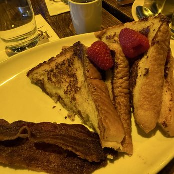 Land Ocean Restaurant Reno - Creme brûlée French toast  with very overcooked hard bacon - New American Near Me - Reno, Nevada