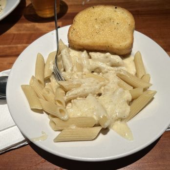 Cheddar's Scratch Kitchen - American Near Me - Albuquerque, New Mexico