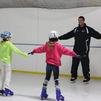 Fairfield Ice Academy - Learn to Skate - Skating Rinks Near Me - Fairfield, Connecticut Fairfield Ice Academy - Learn to Skate - Skating Rinks Near Me - Fairfield, Connecticut