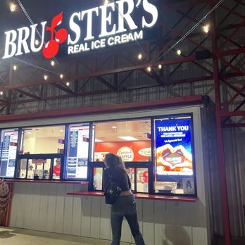 Bruster's Real Ice Cream - Outside - Nov 2025 - Ice Cream & Frozen Yogurt Near Me - La Mesa, California Bruster's Real Ice Cream - Outside - Nov 2025 - Ice Cream & Frozen Yogurt Near Me - La Mesa, California