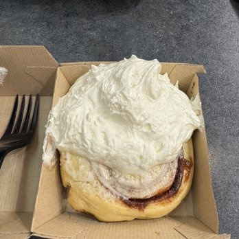 Cinnaholic - OG - Bakeries Near Me - Ann Arbor, Michigan