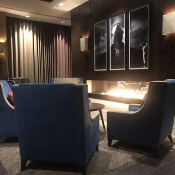 Sheraton Heathrow Hotel - The club lounge. - Hotels Near Me - West Drayton, XGL Sheraton Heathrow Hotel - The club lounge. - Hotels Near Me - West Drayton, XGL