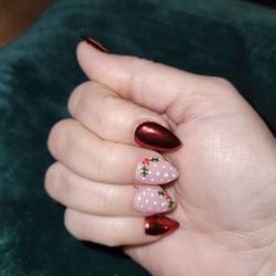 Happy Nails