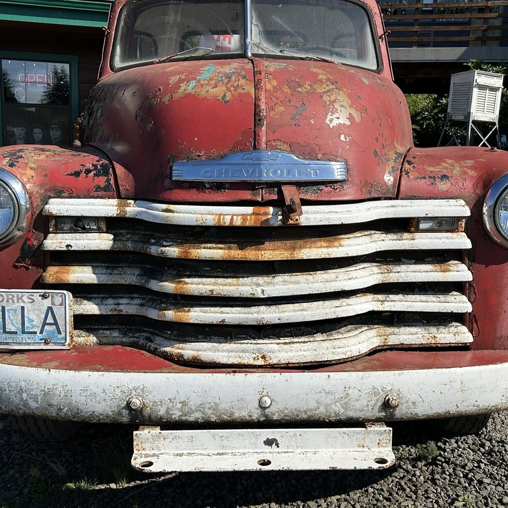 Forks Visitor Center - Bella's Truck - Visitor Centers Near Me - Forks, Washington