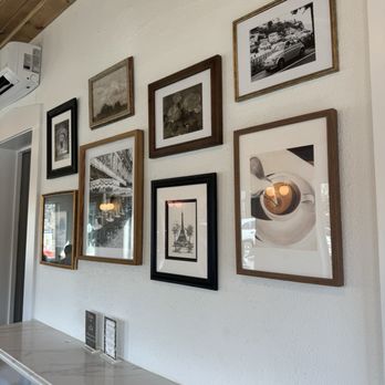 Mazúr Coffee - Atmosphere - Coffee & Tea Near Me - Austin, Texas
