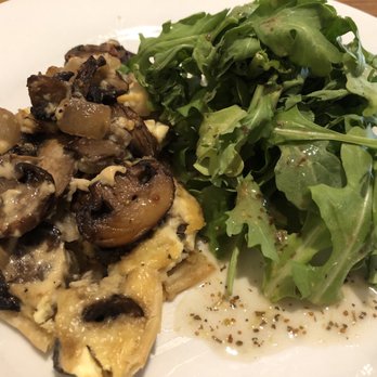 The Babcock House - Mushroom & Onion Tart - Bed & Breakfast Near Me - Appomattox, Virginia
